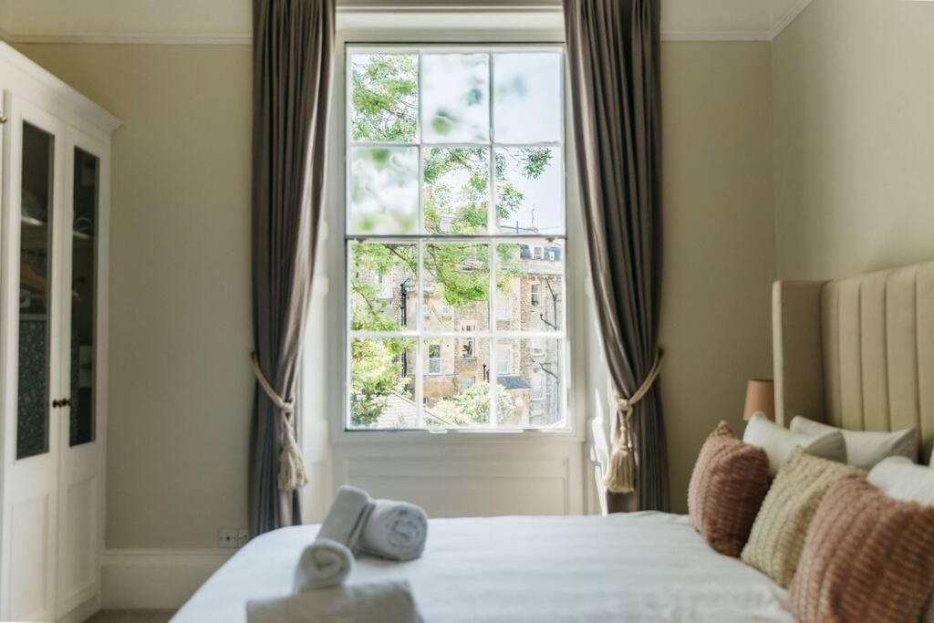 Luxury, Central, Sun-Filled 3 Bed Haven In Bath Luaran gambar