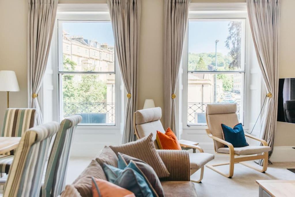 Luxury, Central, Sun-Filled 3 Bed Haven In Bath Luaran gambar