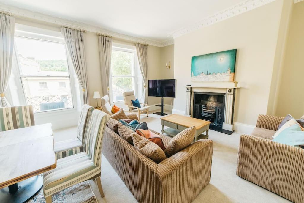 Luxury, Central, Sun-Filled 3 Bed Haven In Bath Luaran gambar